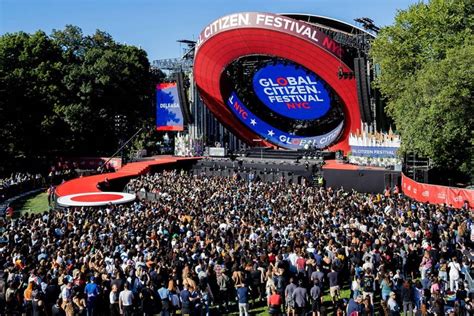 Das Global Citizen Festival India – Ein Fest der Musik für eine gerechtere Welt und die Folgen für die globale Entwicklungshilfe